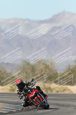 media/Dec-04-2025-Racers Edge (Thu) [[5ebc9f124d]]/3-B Group/1-Session 1 (Turn 7)/